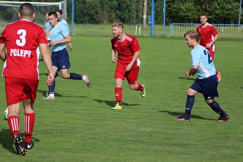 Z fotbalového utkání třetí třídy Velký Osek - Polepy (6:0)