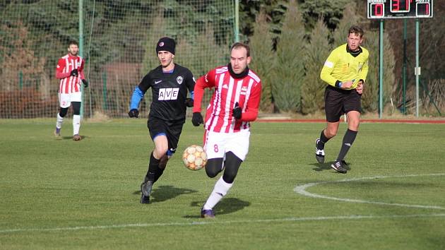 Z přípravného fotbalového utkání Velim - Čáslav (0:4)
