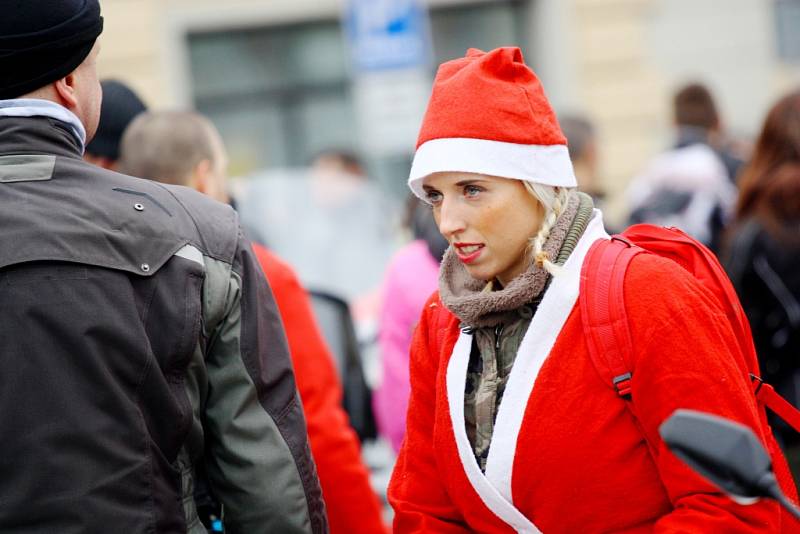 Vánoční výjezd motorkářů pod taktovkou Kolínské verbeže