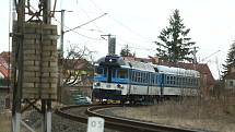 Nedovolená jízda vlaku za návěstidlo ve Velkém Oseku.