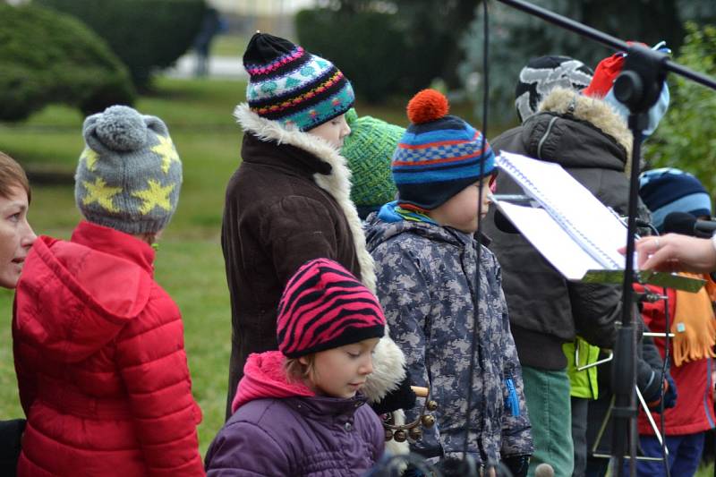 V Pečkách vítali advent