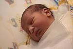 Kristián Balog se narodil 5. května 2010, kdy měřil 48 centimetrů a vážil 3100 gramů. S rodiči Ludmilou Balogovou a Gustavem Pompou brzy vyrazí domů do Kutné Hory za dvouletou sestrou Ester. 
