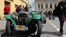 Na svátek práce se v Českém Brodě již tradičně uskutečnil závod automobilů a motocyklů vyrobených před rokem 1960.