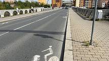 Cyklopruhy a cyklokoridory v Kolíně -  Masarykův most.