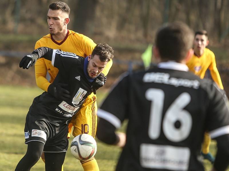 Z přípravného utkání FK Kolín - Dukla Praha B (0:6).