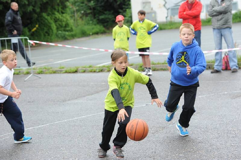 Streetball a dětský den byl již po patnácté