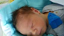 Adam Stoklasa se narodil 2. července 2022 v kolínské porodnici, vážil 3940 g a měřil 51 cm. V Plaňanech se z něj těší sestřička Julie (3) a rodiče Alena a Matěj.