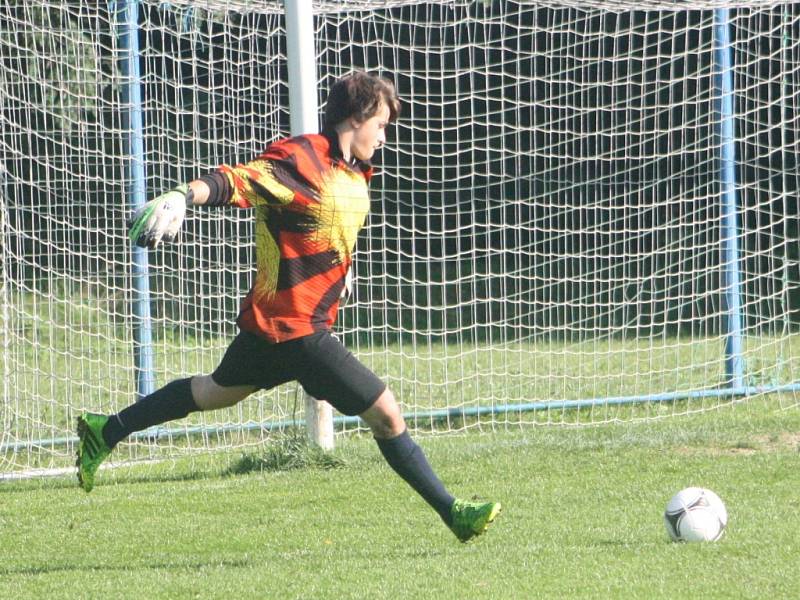 Z utkání FK Kolín (U17) - Meteor Praha (1:2).