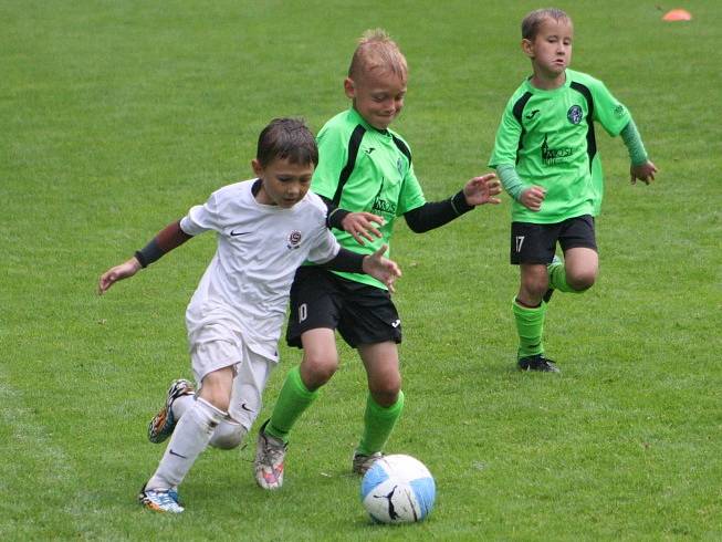 Turnaj v Kolíně vyhrála Sparta. Jeden domácí výběr skončil šestý, druhý obsadil šestnáctou příčku.