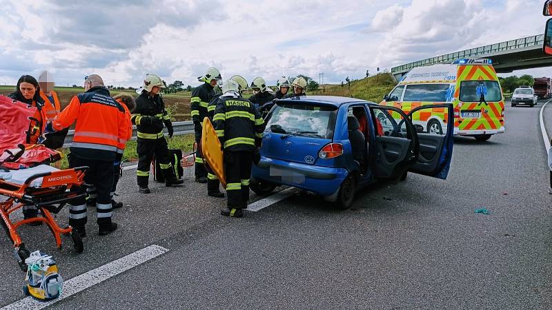 Dopravní nehoda na obchvatu Kolína ve středu 2. září 2020.