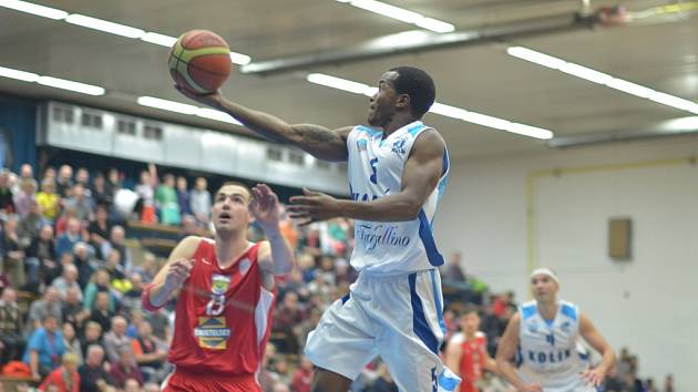 Z utkání BC Farfallino Kolín - Jindřichův Hradec (94:58).