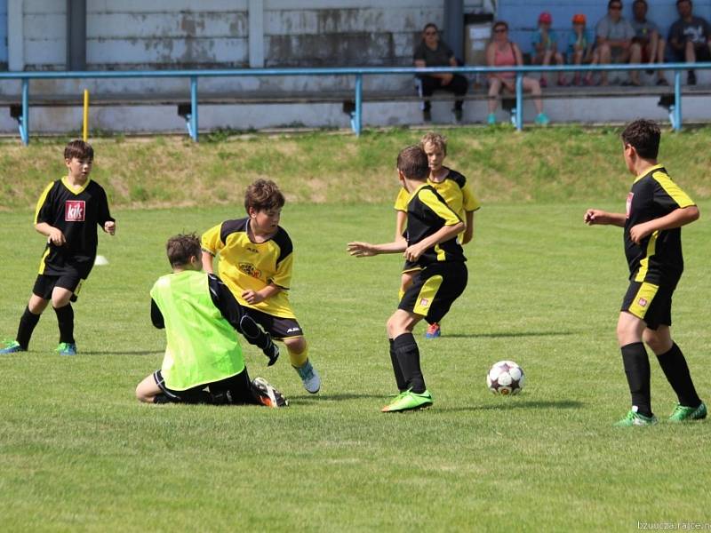 Z utkání mladších žáků Kouřim - Bečváry (2:5).