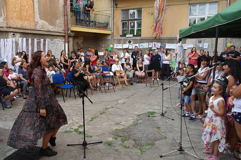 Ze slavnostního otevření klubu Zetko v Zengrově ulici v Kolíně.