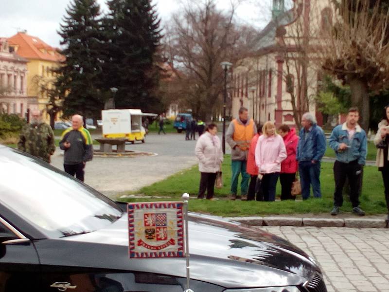 Návštěva prezidenta Miloše Zemana v Kostelci nad Černými lesy