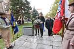 V předvečer svátku vzniku republiky se v Kolíně před sochou Tomáše Garriguea Masaryka u budovy Gymnázia uskutečnil tradiční pietní akt.