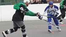 Další utkání druhé národní hokejbalové ligy měli Kolínští na programu v sobotu 29. října. Na domácím hřišti od 11.00 hostili pražský Ekonom Devils.