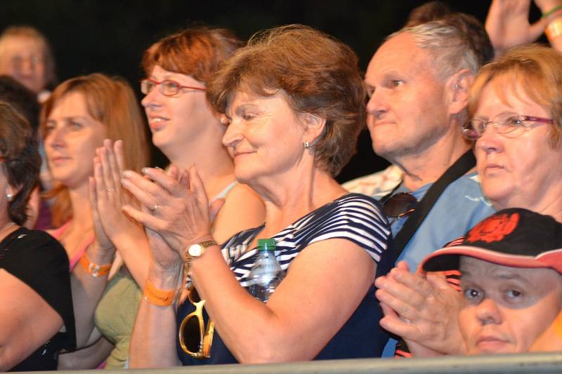 Plaňanské posvícení roste. Ozdobila ho Lucie Bílá, Václav Neckář nebo Lenka Filipová. 