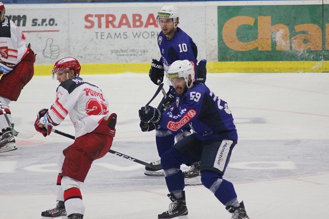 Z přípravného hokejového utkání Kolín - Hradec Králové