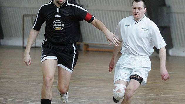 Z futsalové turnaje okresního přeboru Praha - východ v Kolíně.