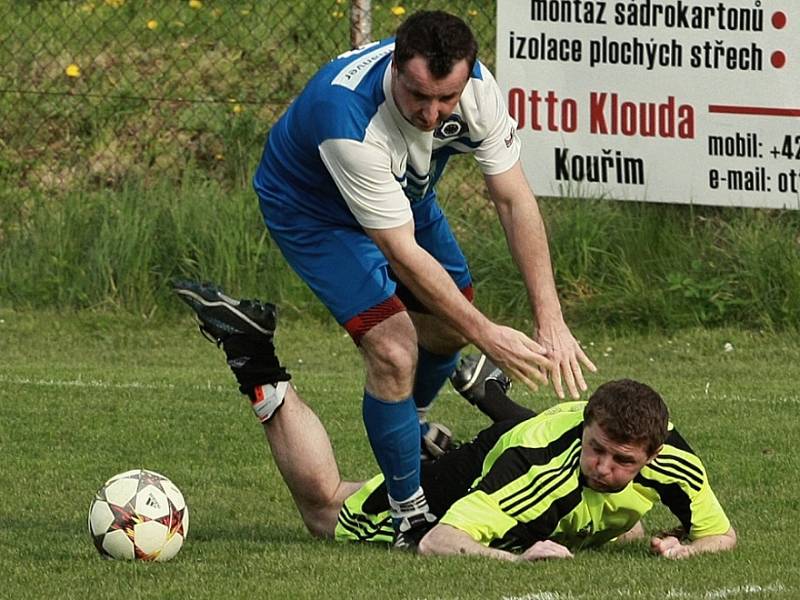 Z utkání Kouřim - Pečky (3:2).