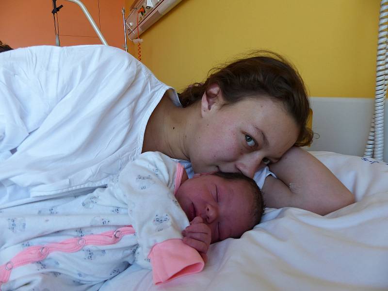 Veronika Šarounová se narodila 28.11.2018, vážila 3520 g a měřila 49 cm. V Českém Brodě ji přivítá maminka Marie a tatínek Lukáš.