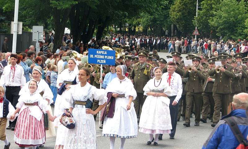 45. ročník Kmochova Kolína - Slavnostní průvod