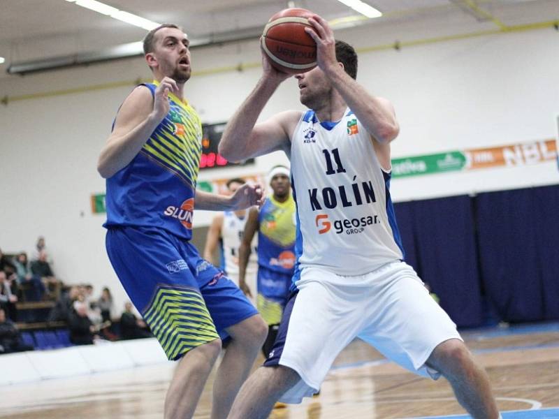 Z utkání nadstavby BC Kolín - Ústí nad Labem (78:81).