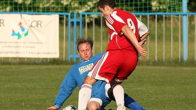 Z utkání Velký Osek - Bečváry (1:6).