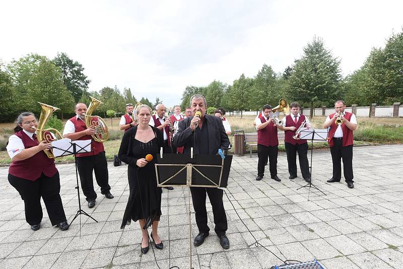 Pohřeb kapelníka Suchdolanky Josefa Košaty