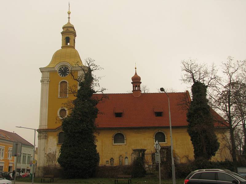 Jiráskovo náměstí v Kolíně, březen 2021