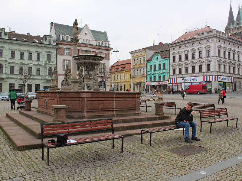 Kašna na Karlově náměstí v Kolíně se dočká celkové rekonstrukce a restaurování