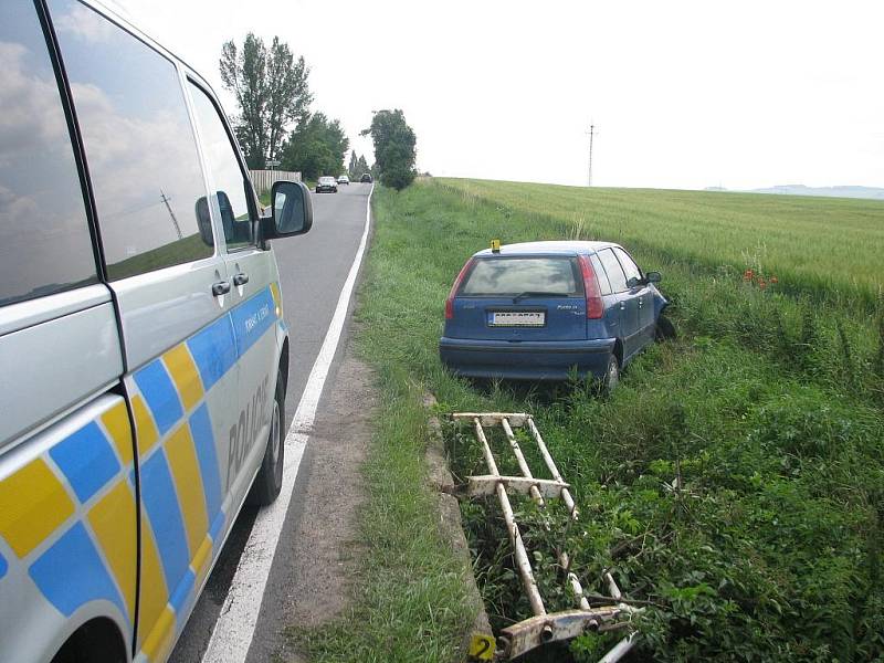 Autonehoda na výjezdu z Kolína na Polepy, 30.6.2009