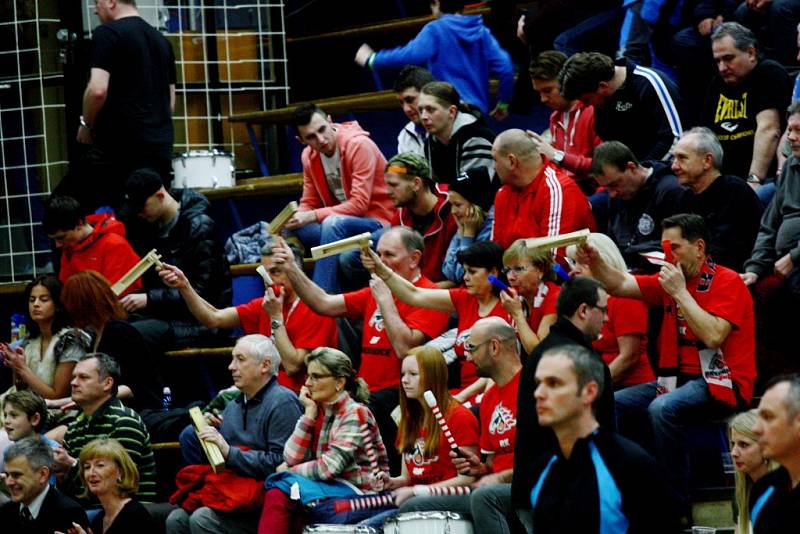 Basketbalisté Kolína po dobrém kolektivním výkonu porazili Pardubice 70:64