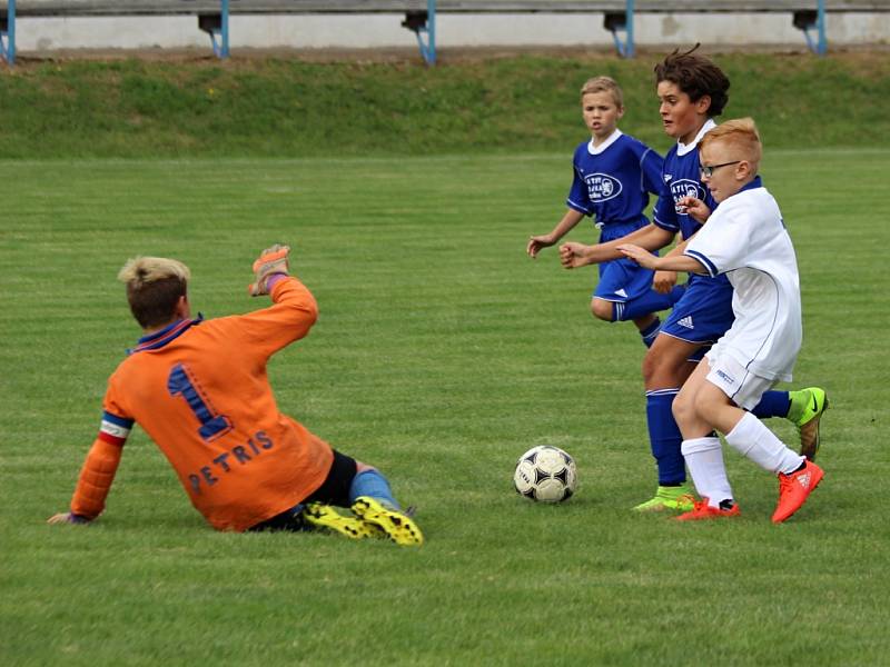 Z utkání OP mladších žáků Kouřim - Vrbová Lhota (11:4).