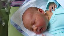 Filip Slabý se narodil 5. července 2022 v kolínské porodnici, vážil 3240 g a měřil 50 cm. Do Úval odjel s maminkou Veronikou a tatínkem Milanem.