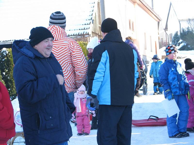 Druhý ročník krymlovského sjezdu kopečku na čemkoli