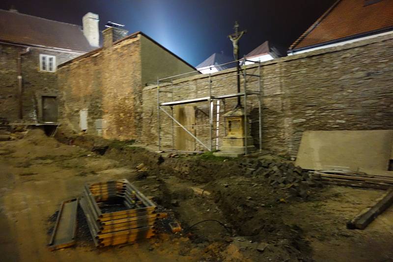 Rekonstrukce okolí Bartoloměje pokračuje. Potrvá ještě rok