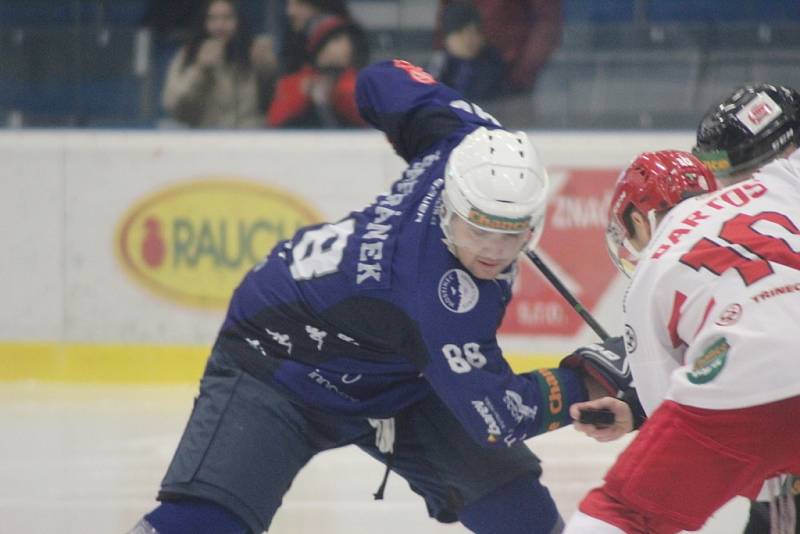 Z hokejového utkání Chance ligy Kolín - Frýdek-Místek (4:3)