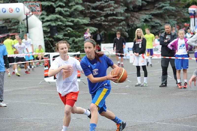 Streetball a dětský den byl již po patnácté