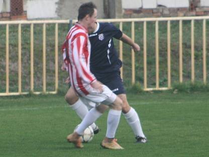 Z utkání Býchory - Dobré Pole (1:0).