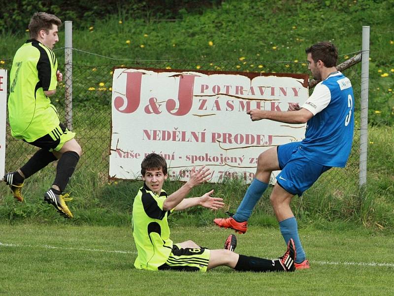 Z utkání Kouřim - Pečky (3:2).