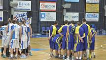 Z utkání BC Geosan Kolín - BK Opava (94:85).