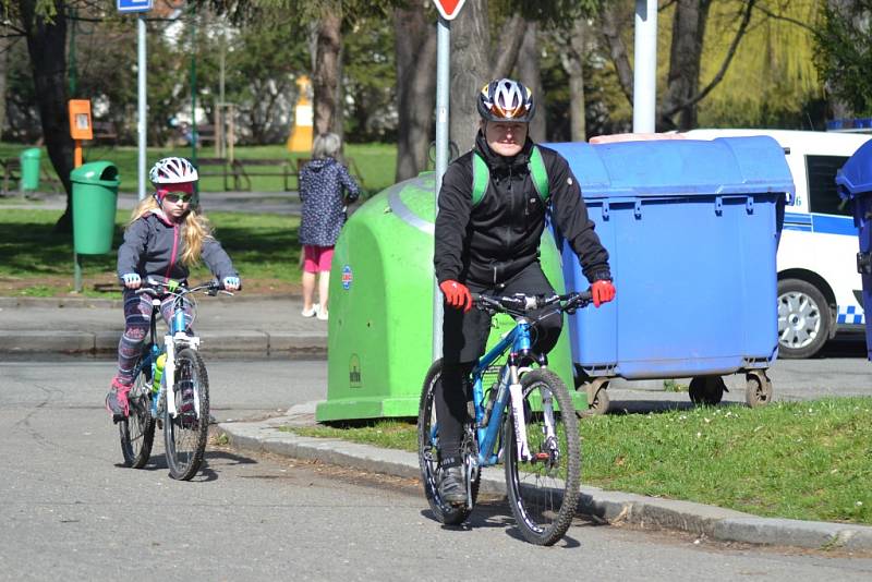 První cyklovyjížďka a slavnostní zahájení provozu Cyklistického centra v Kolíně