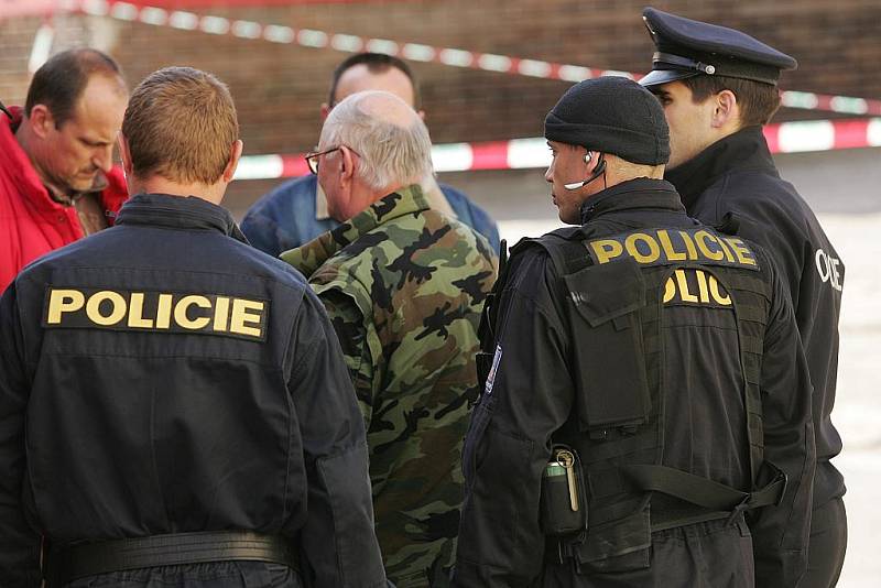 Supermarket v centru Kolína zažil v pátek dopoledne loupežné přepadení