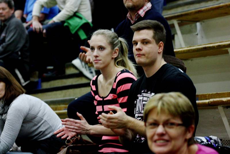 Basketbalisté Kolína po dobrém kolektivním výkonu porazili Pardubice 70:64