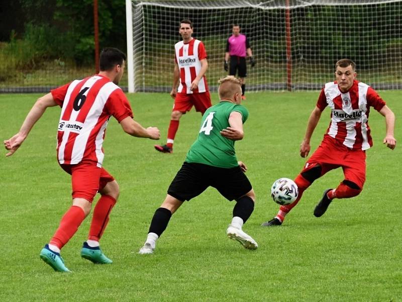 Z utkání Radimské ligy Křinec - Rožďalovice (2:3 pp).