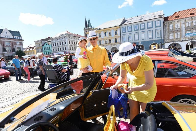 Do Kolína se opět sjela historická auta