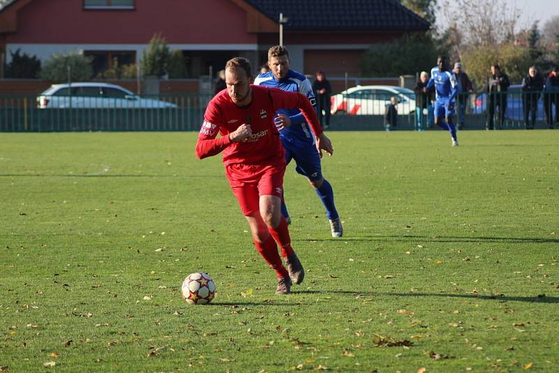 Z fotbalového utkání krajského přeboru Velim - Vlašim B