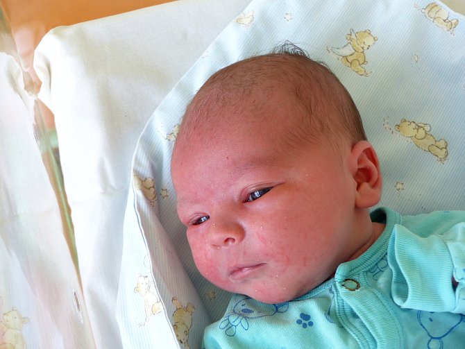 Martin Kyncl se narodil 20. června 2019, vážil 3480 g a měřil 50 cm. Ve Velimi ho přivítala maminka Kateřina a tatínek Martin.