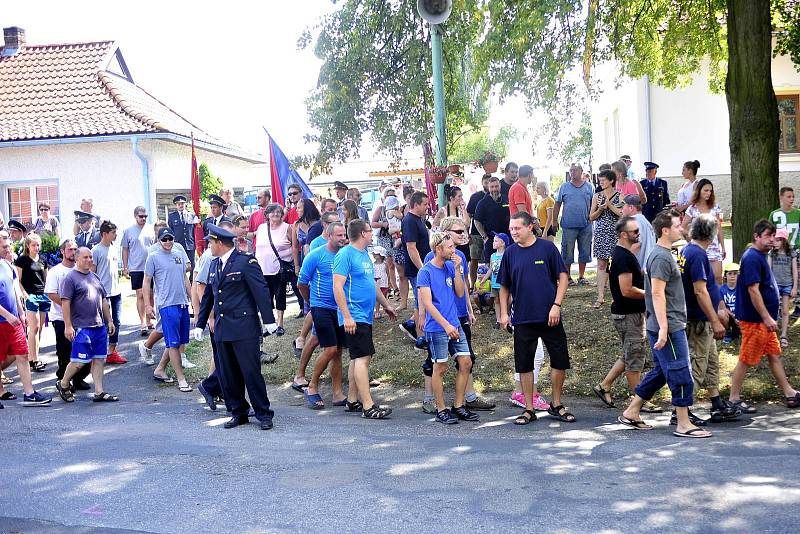 Hasiči v Mančicích oslavili 130 let svého sboru a 100 let republiky.